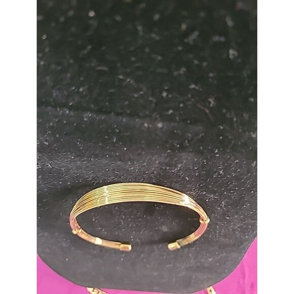 Gold Tone Vintage 14 Strand Round Open Bangle Bracelet 1960's-1980's Era - Picture 2 of 5